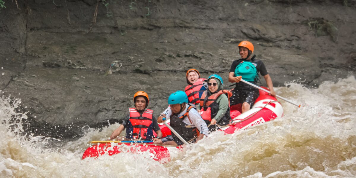 Rafting Citatih Sukabumi Harga Mulai Rp.295.000